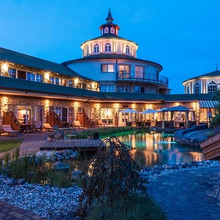Wellnesshotel Seeschloesschen - Privat- Spa & Naturresort Зенфтенберг Экстерьер фото