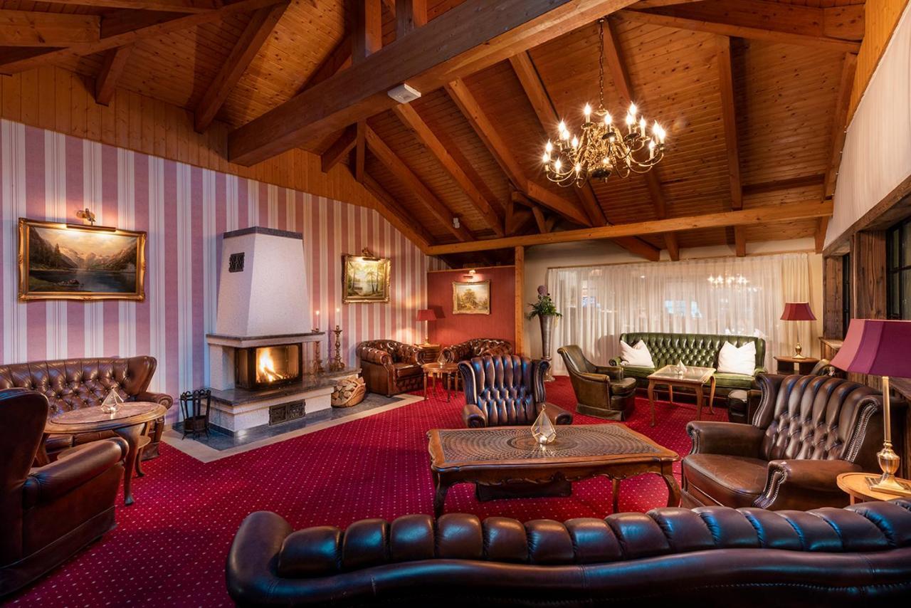 Wellnesshotel Seeschloesschen - Privat- Spa & Naturresort Зенфтенберг Экстерьер фото