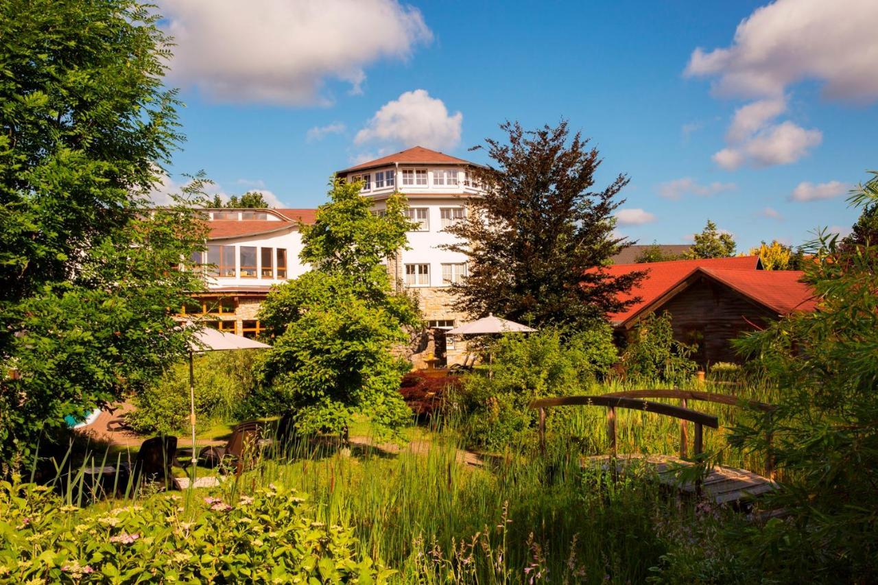 Wellnesshotel Seeschloesschen - Privat- Spa & Naturresort Зенфтенберг Экстерьер фото