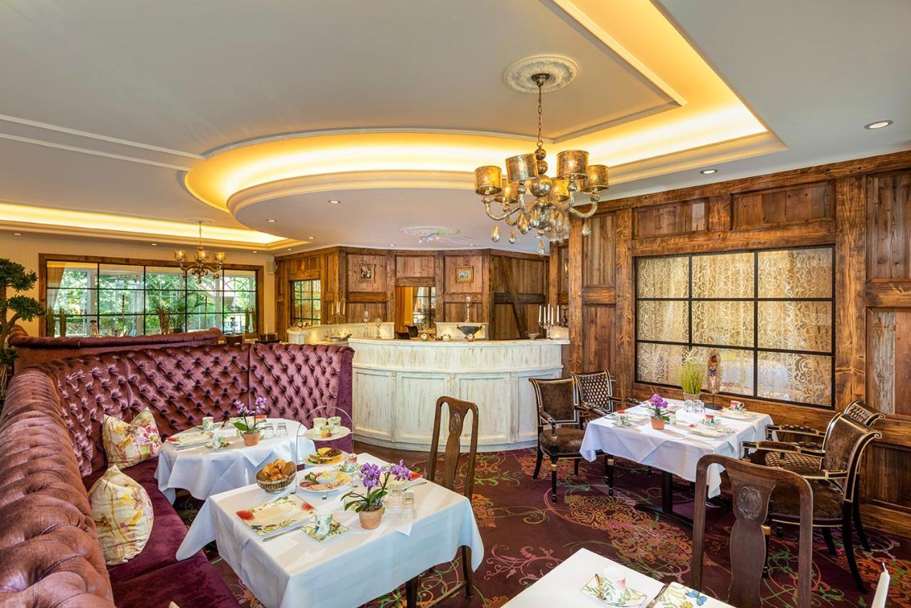 Wellnesshotel Seeschloesschen - Privat- Spa & Naturresort Зенфтенберг Экстерьер фото