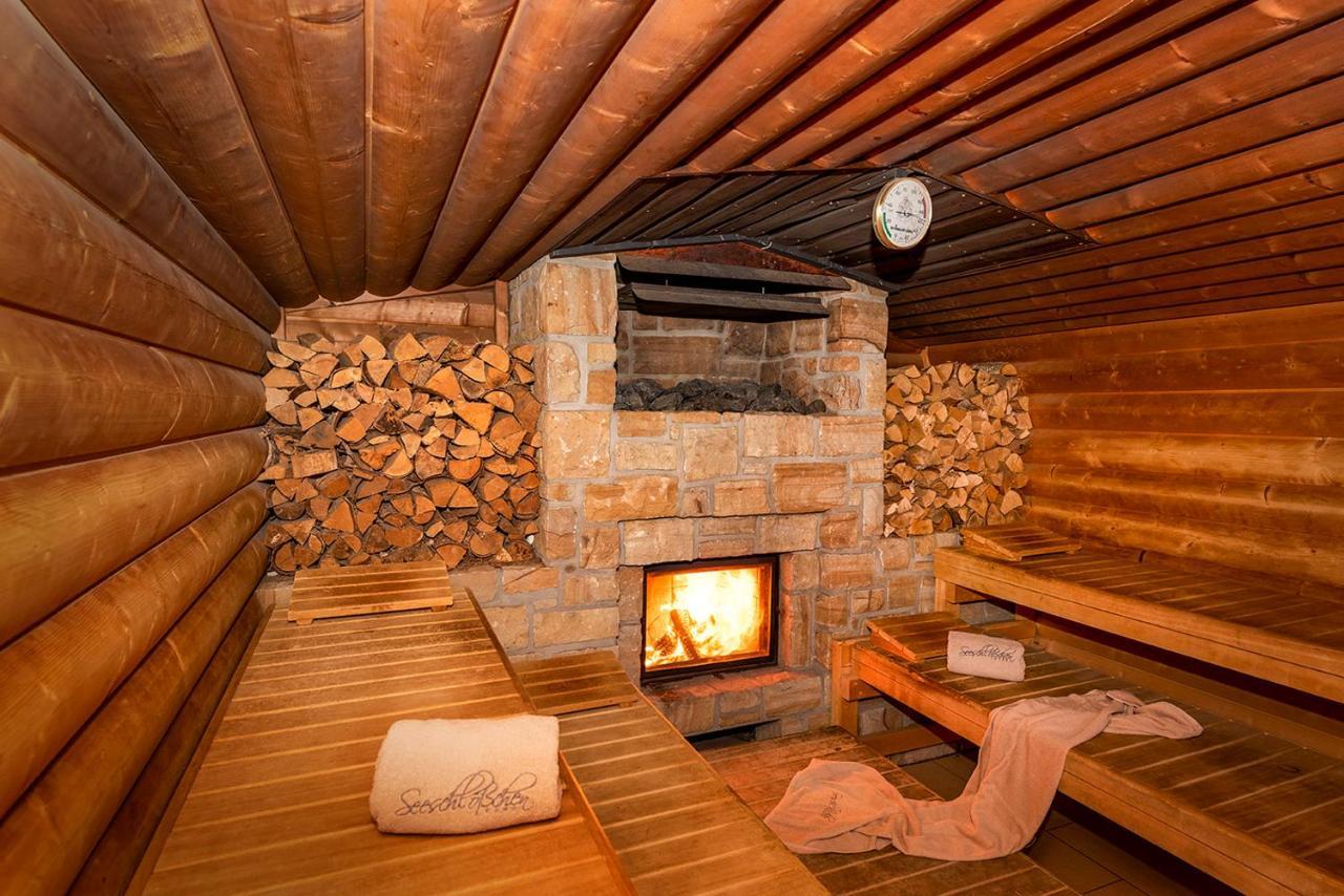 Wellnesshotel Seeschloesschen - Privat- Spa & Naturresort Зенфтенберг Экстерьер фото