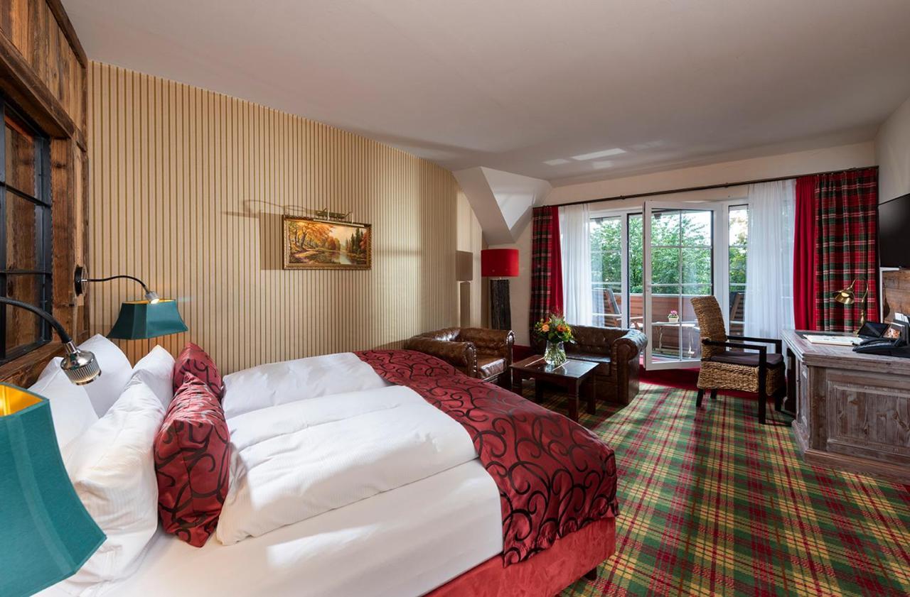 Wellnesshotel Seeschloesschen - Privat- Spa & Naturresort Зенфтенберг Экстерьер фото