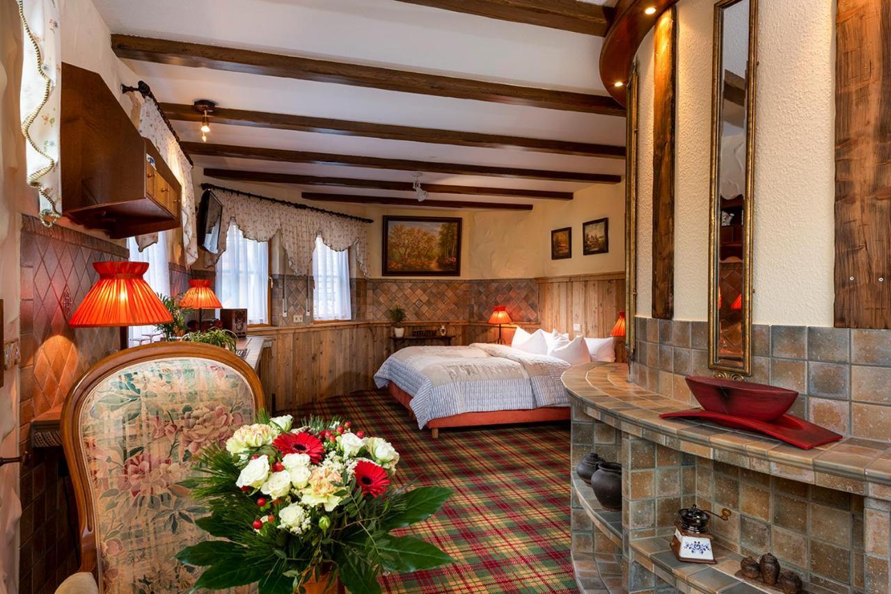 Wellnesshotel Seeschloesschen - Privat- Spa & Naturresort Зенфтенберг Экстерьер фото
