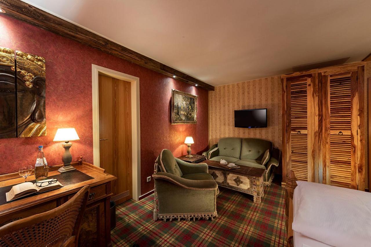 Wellnesshotel Seeschloesschen - Privat- Spa & Naturresort Зенфтенберг Экстерьер фото