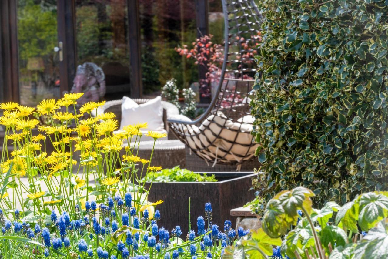 Wellnesshotel Seeschloesschen - Privat- Spa & Naturresort Зенфтенберг Экстерьер фото