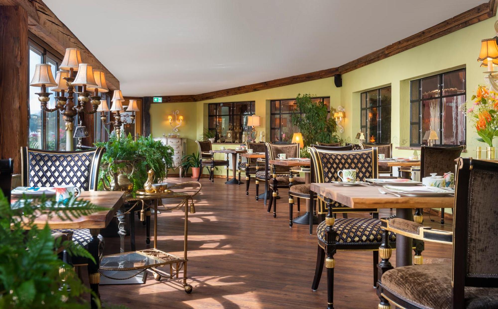 Wellnesshotel Seeschloesschen - Privat- Spa & Naturresort Зенфтенберг Экстерьер фото